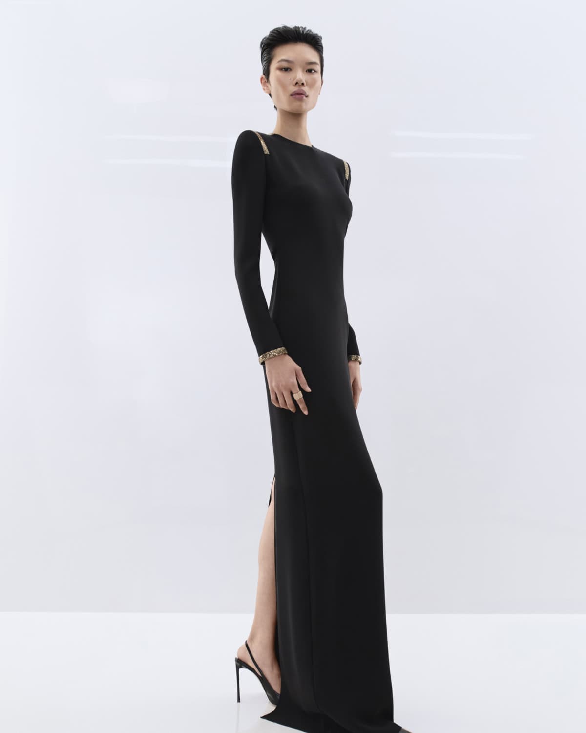 251122_TOMFORD_LOOK_060_2103.jpg